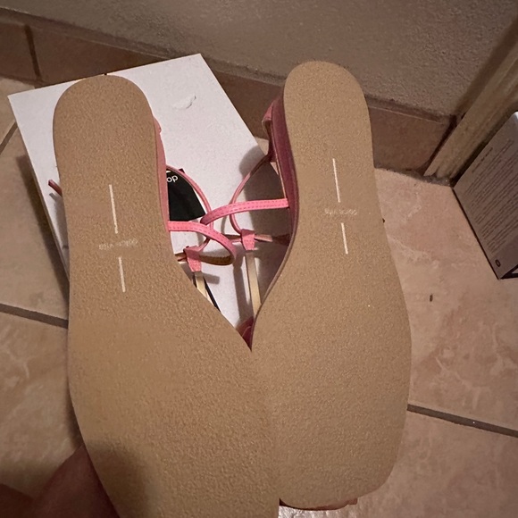 Dolce Vita sandals size 9 1/2 - Picture 3 of 3